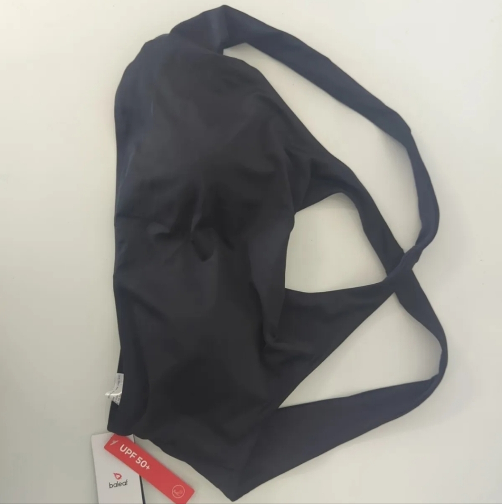 Baleaf Sports Bra 38 Women’s Black Halter Moderate Support  Plus Size Padded